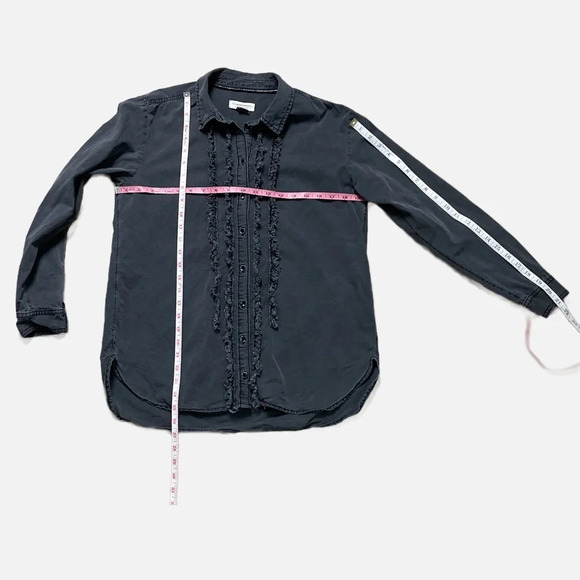 Pilcro Anthropologie Juni Button Up Shirt Top Gray Ruffle Distressed Small - Picture 10 of 11